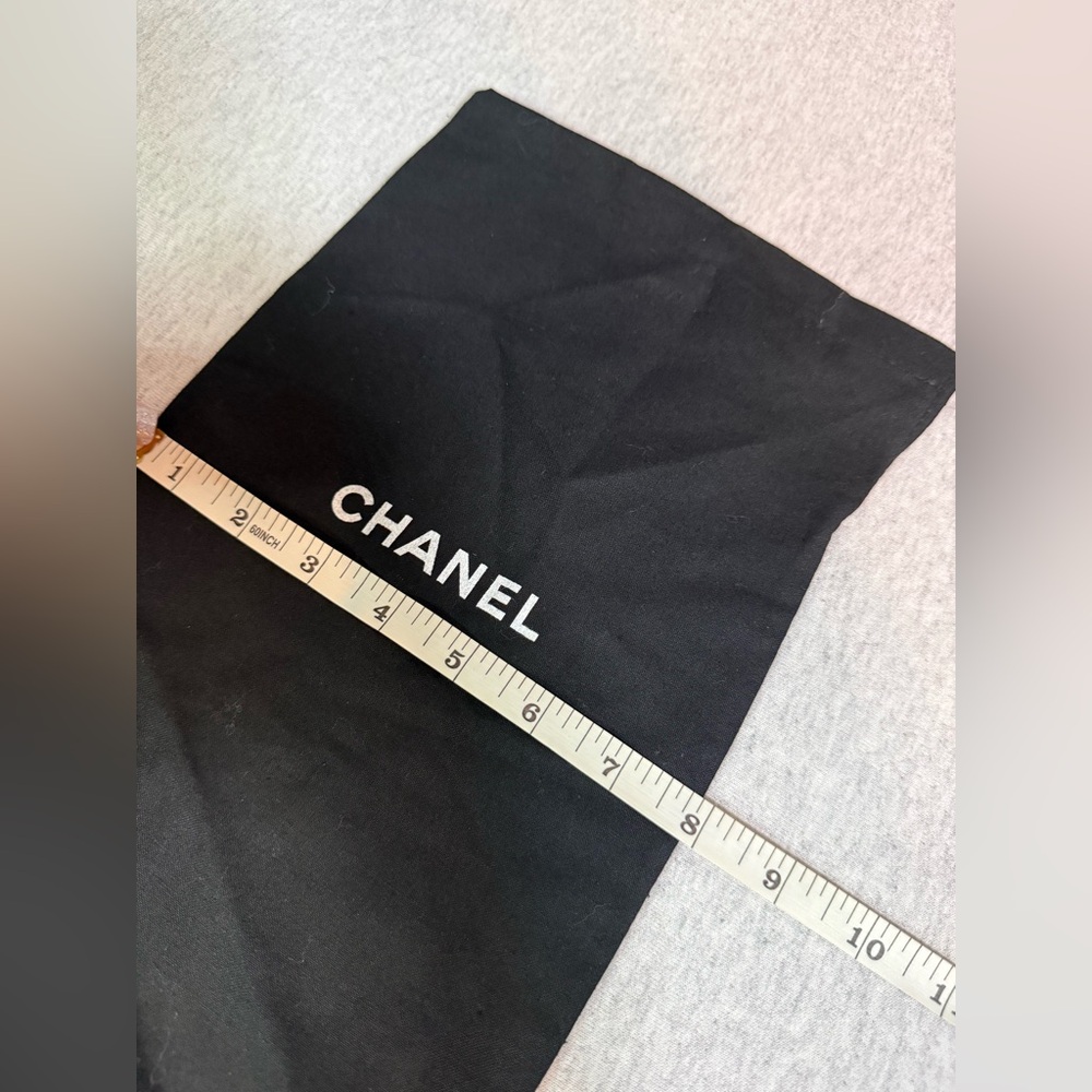 Chanel Drawstring Dust Bag 🖤‎ - Picture 3 of 6